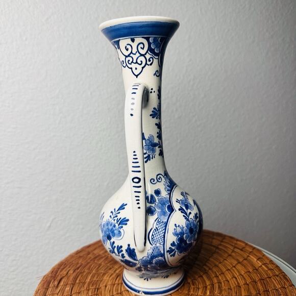 Delft Double Handle VINTAGE Vase Amphora 1930 Signed P.H.Hu 9" Tall - Picture 8 of 8